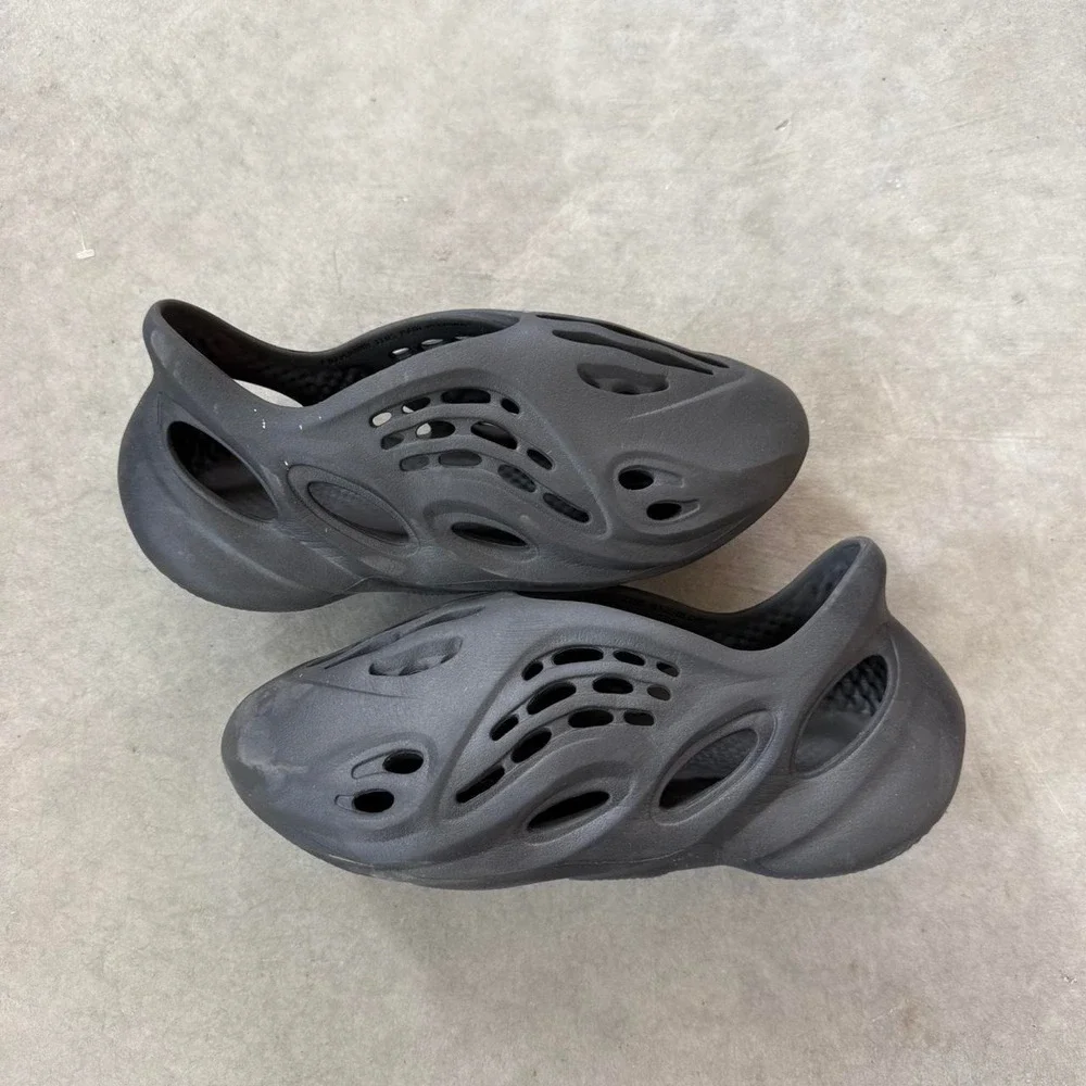Yezzy Foam Runners Sz 10#clogs